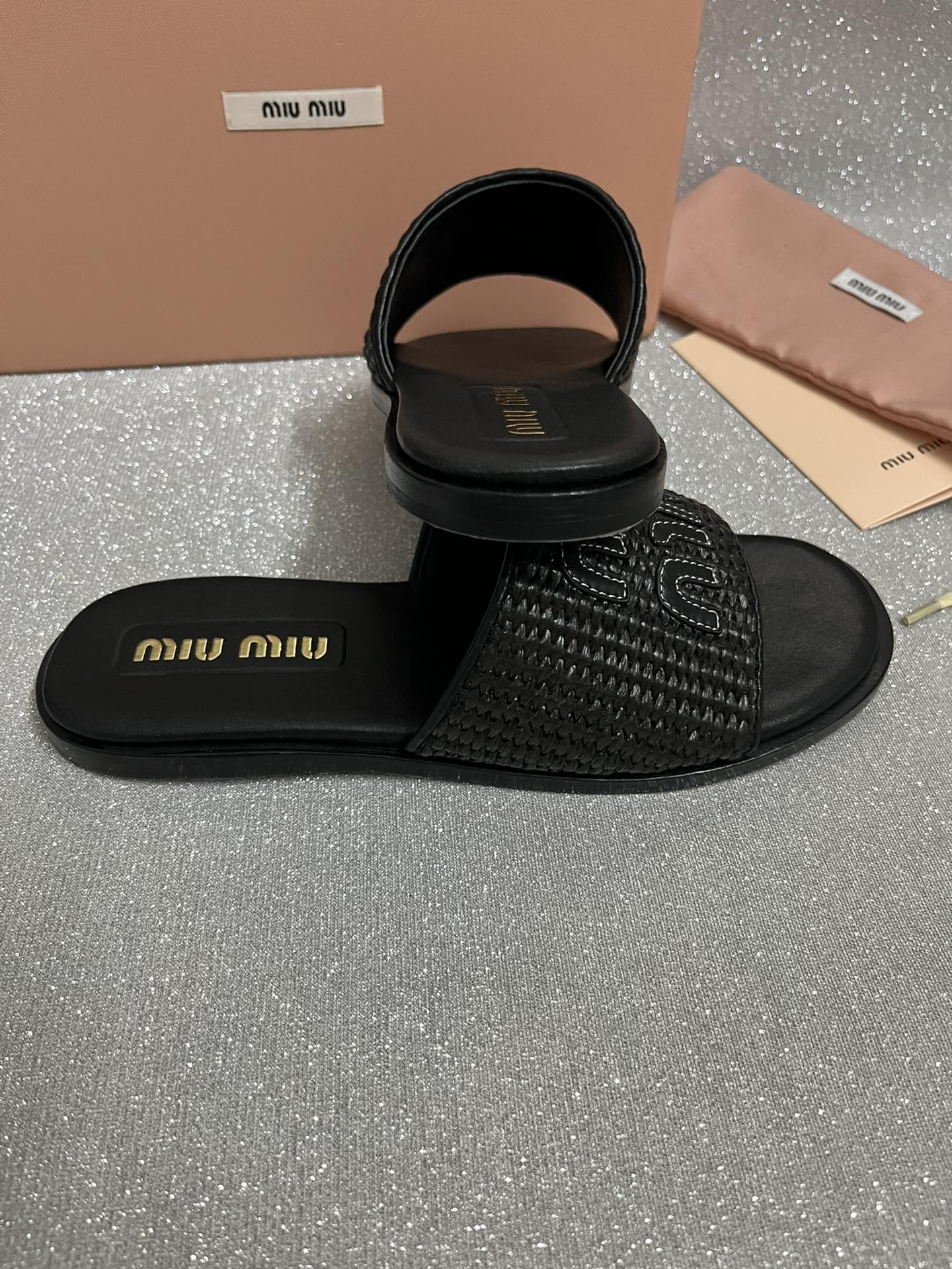 Miu miu sz35-40 01